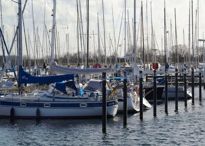 Acqua Strande Yachthotel & Restaurant